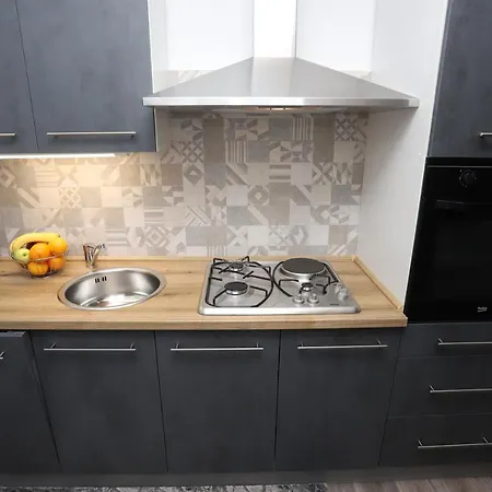 Perla Deluxe بوريتش